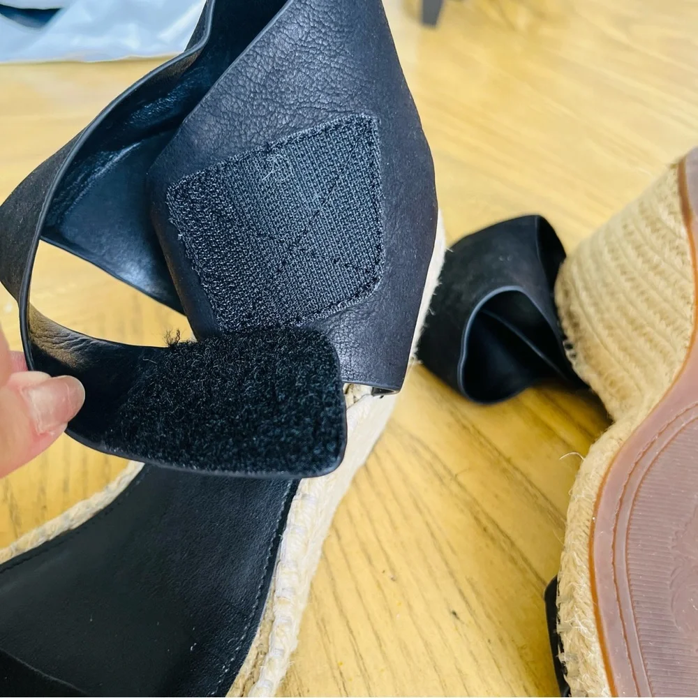 Vince Camuto Wedge Espadrille Sandals Levista